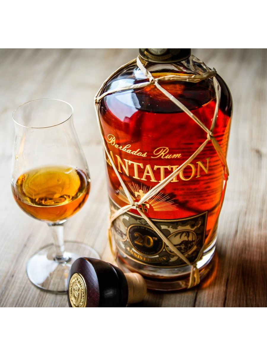 Plantation Rum – XO Extra Old 20th Anniversary Gift Pack 70 CL + 2 Glasses  40% - Rasch Vin & Spiritus